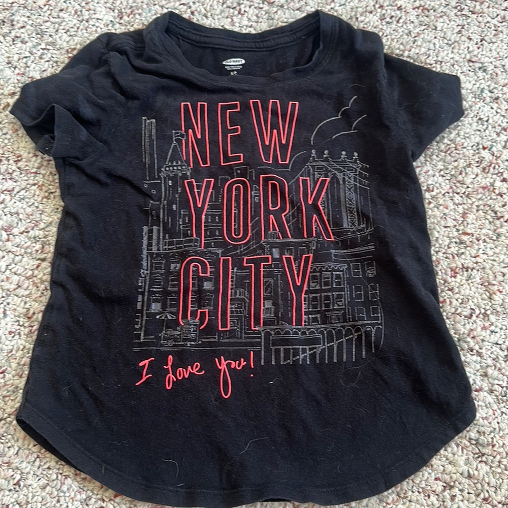 Old navy New York shirt size 6